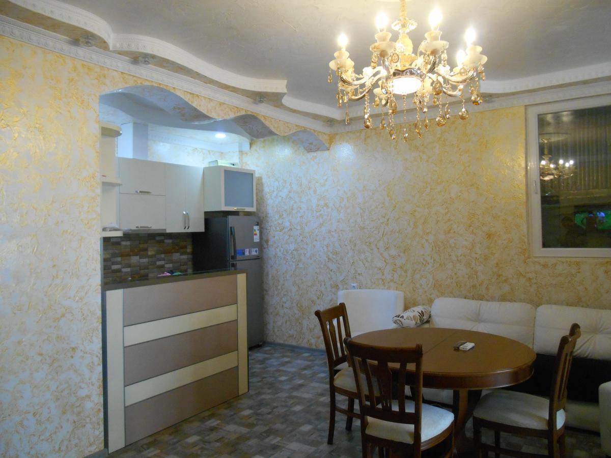 Apartment On Gorgiladze 28 Batumi Exterior foto