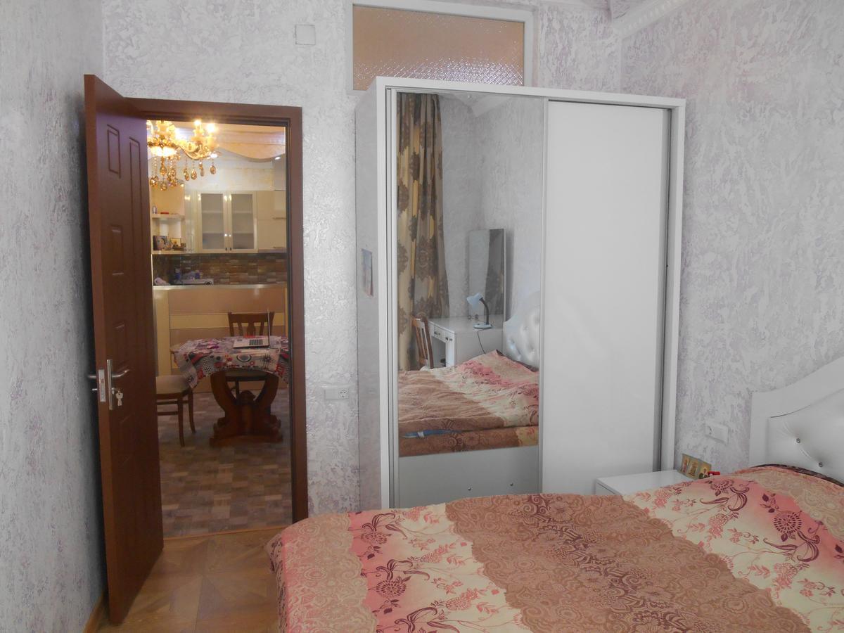 Apartment On Gorgiladze 28 Batumi Exterior foto